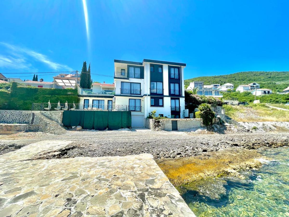 Beachfront Villa Pearl Of Adria Krasići Zewnętrze zdjęcie