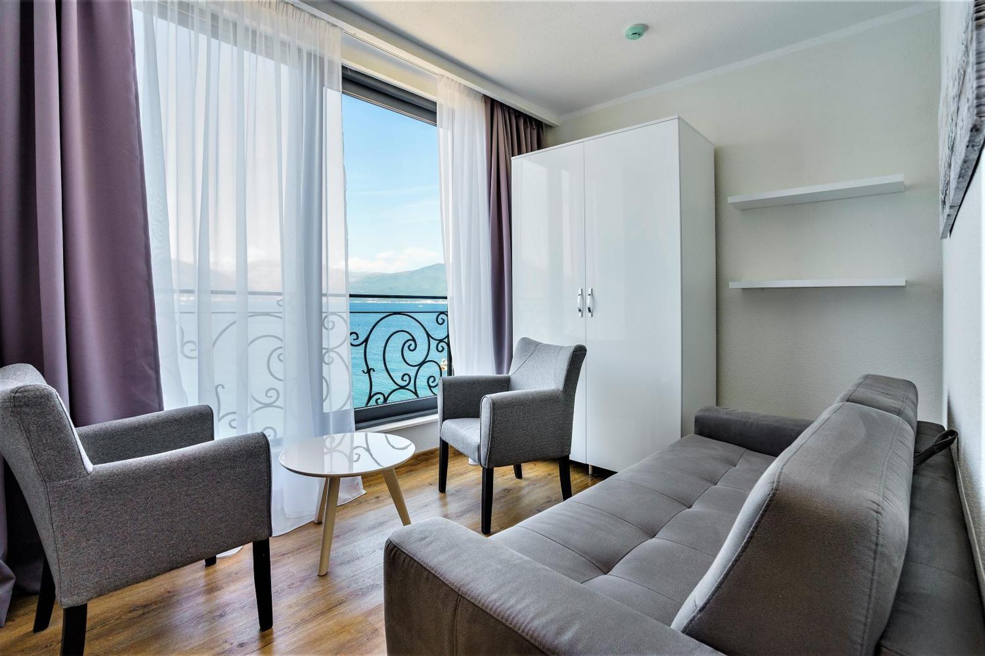 Beachfront Villa Pearl Of Adria Krasići Zewnętrze zdjęcie